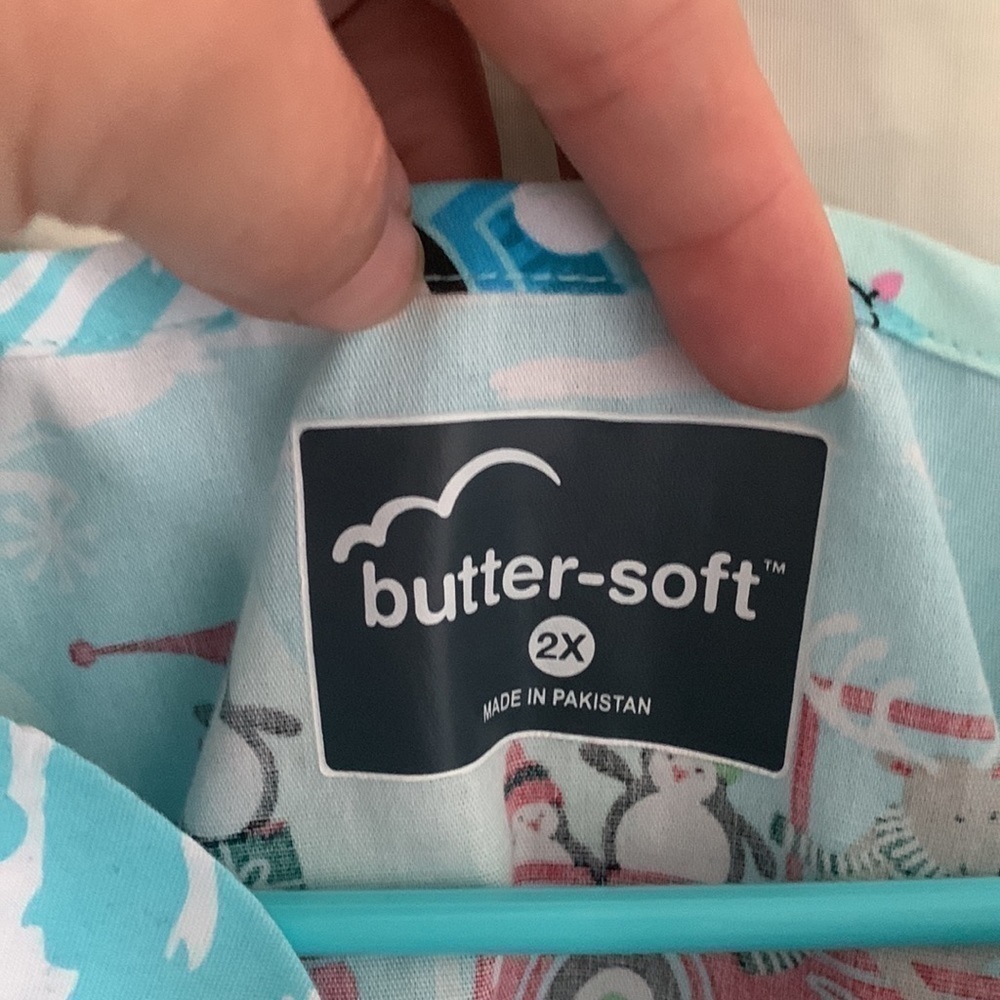 Uniform Advantage Christmas Holiday Santa Scrub Medical Butter Soft Top — image 5 of 6